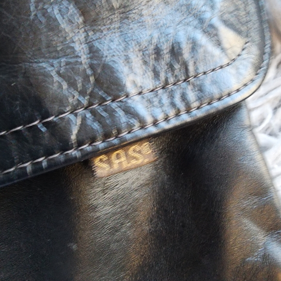 SAS Black Leather Clutch Zipper Pocket‎ Magnetic Closure Rectangle - Picture 16 of 16